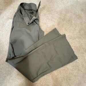 HUGO Hugo Boss Olive Wide Leg Tailored Trousers Size 8 mid Rise ( run small)